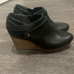 Dr. scholls wedge booties